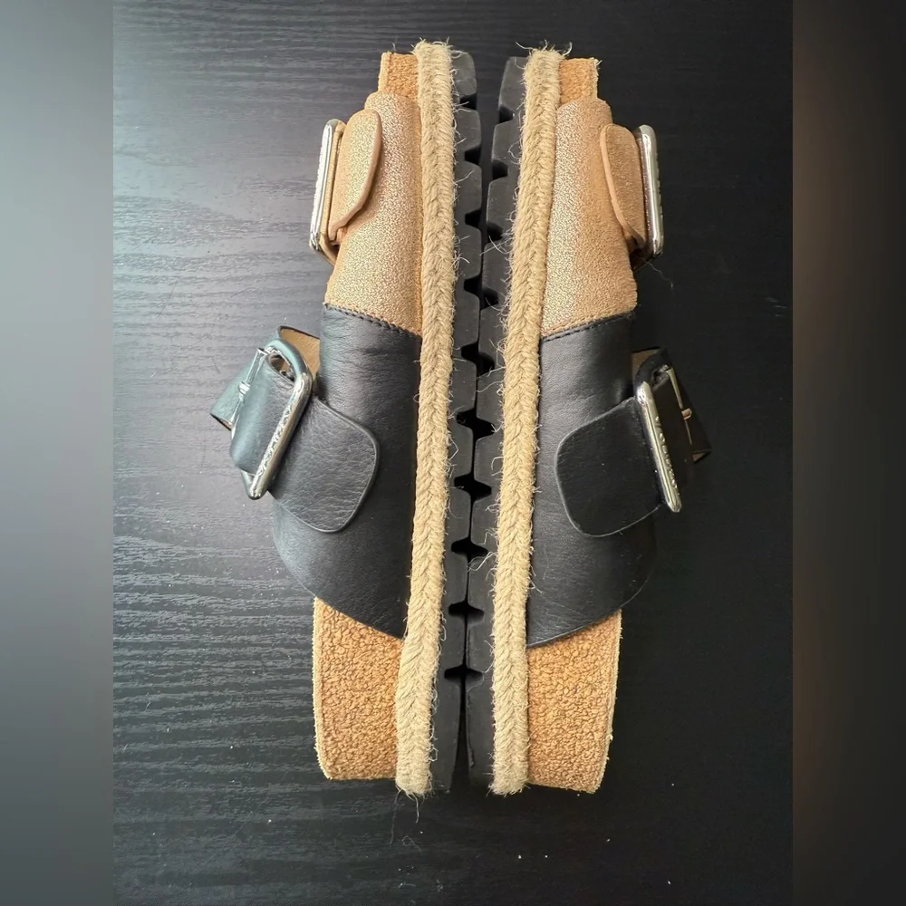 J/SLIDES Black Sandals with Ribbed Soles - Picture 2 of 3